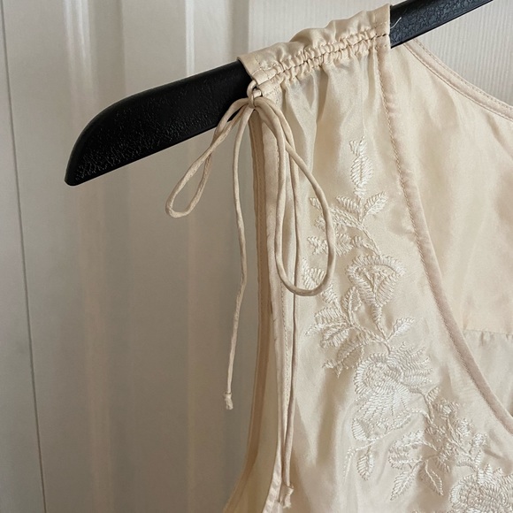 Anthropologie Silk Embroidered Ivory Top - Picture 11 of 14